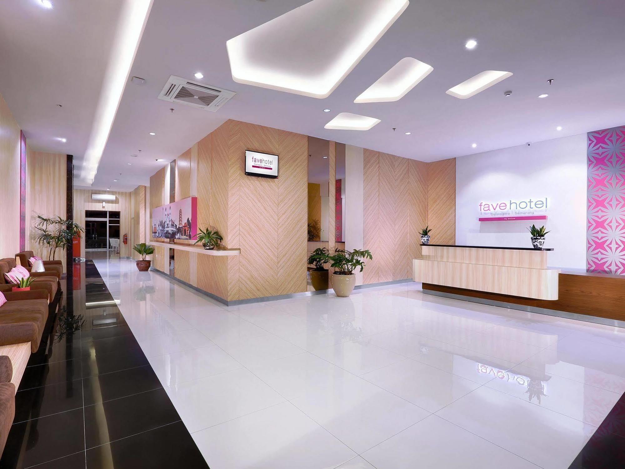 Favehotel Simpang Lima - Σεμαράνγκ Εξωτερικό φωτογραφία
